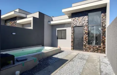 Casa nova com Piscina em Matinhos