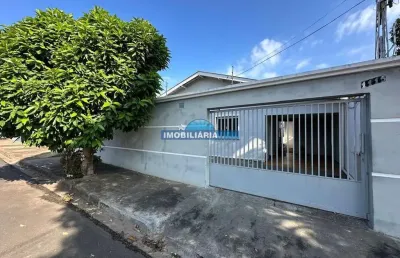 Casa com 3 quartos à venda no amizade, araçatuba  por r$ 330.000
