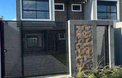 Casa com 3 quartos à venda na Rua Barão de Santo Ângelo, 339, Xaxim, Curitiba