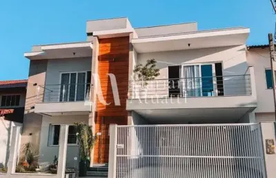 Casa com 3 quartos à venda na Vila Operária, Itajaí 