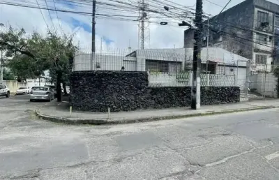 Casa comercial com 6 salas à venda no Ilha do Retiro, Recife 