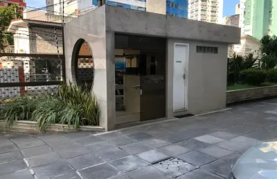 Localização, perto de parada de onibus, mercado, padaria, farmácias ,entre a domingos ferreira e ribeiro de brito e