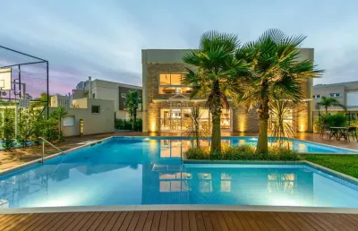 Casa em condomínio fechado com 4 quartos à venda na estrada joão salomoni, 500, vila nova, porto alegre por r$ 1.089.000