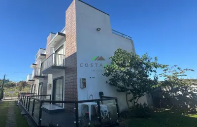 Sobrado à venda no bairro morrinhos, a 3 quadras do mar da praia central de garo