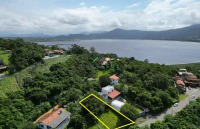 Seja bem-vindo à oportunidade de adquirir um terreno residencial na deslumbrante