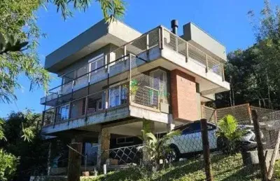 Sobrado com 4 dormitórios e vista panorâmica para o mar na praia da silveira – s