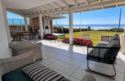 Casa à venda pé na areia no bairro morrinhos, garopaba/sc