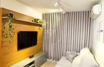 Apartamento semi mobiliado com 2 dormitórios e 3 ar-condicionados no bairro goiá