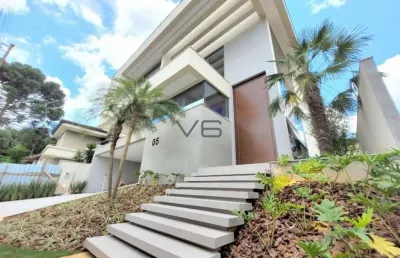 Casa alto padrão com 4 suítes, 531m² privativos, 6 vagas de garagem, em são braz - pr.