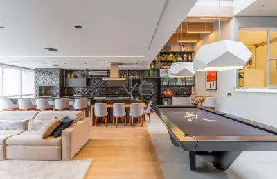 Casa alto padrão com 4 quartos, 514m² privativos, 6 vagas de garagem, no água verde, curitiba - pr.