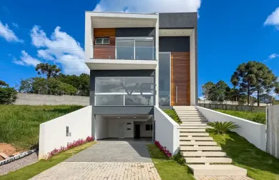 Casa alto padrão com 3 suítes, 350m² privativos, 5 vagas de garagem, no santa candida, curitiba - pr.