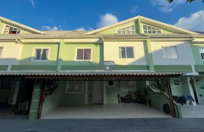 Casa com 123 m² privativos, 3 quartos, 1 suíte, 2 vagas de garagem, no hauer, curitiba-pr