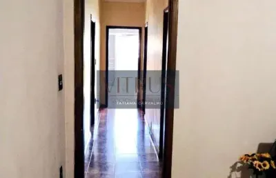 Casa espaçosa com 4 quartos e área gourmet  santa genebra