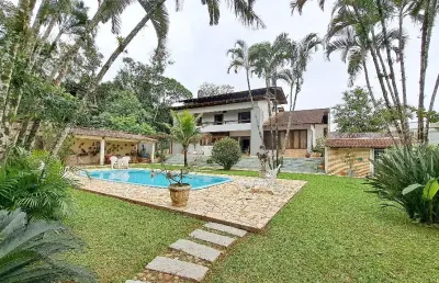 Casa com 4 quartos à venda no Bom Retiro, Joinville 