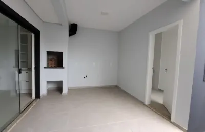 Ótimo geminado com 122m² construido com área de churrasco
