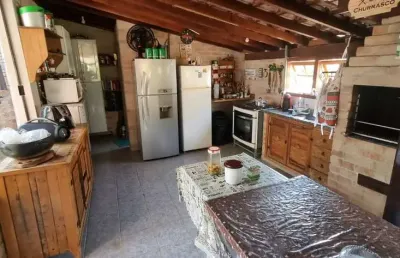 Chálé à venda de 4 dorm no camping casarão – itu/sp