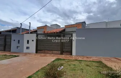 2 dormitórios sendo uma suíte vias rápidas até o centro