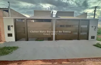 2 dormitórios sendo uma suíte e vias rápidas até o centro