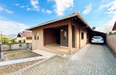 Casa com 4 quartos à venda no Estados, Indaial 
