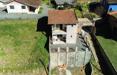 Casa em alto cedros, apenas 400 metros da represa alto palmeiras