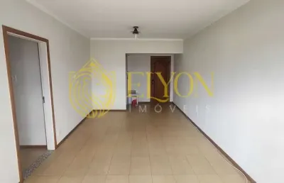 Apartamento com 3 quartos para alugar no Centro, Guaratinguetá 