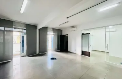 Conjunto comercial para locação em santa efigenia, 67m²