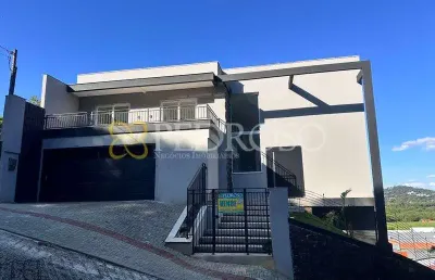 Casa com 3 quartos para alugar na Porto União, 1487, Cidade Nova, Porto União