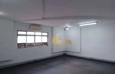 Armazém/depósito/galpão 875m² c/ 7 banheiros para alugar, próximo ao metrô, por r$ 28.000/mês