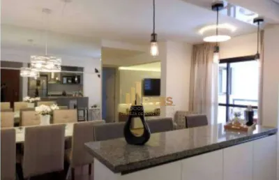 Excelente apartamento de 82m², com 3 dormitórios sendo 1 suíte com varanda, 2 vagas