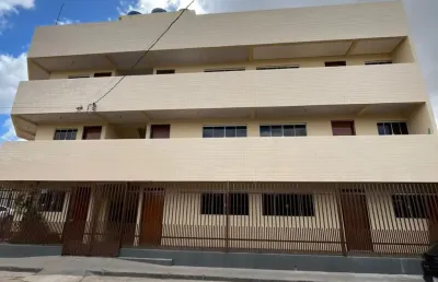 Lindo apartamento de 2 quantos qd 09  e , 21 -  varjão - df