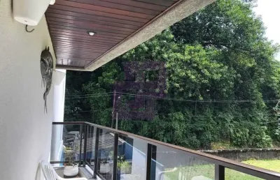 Apartamento à venda no bairro guaiúba em guarujá/sp