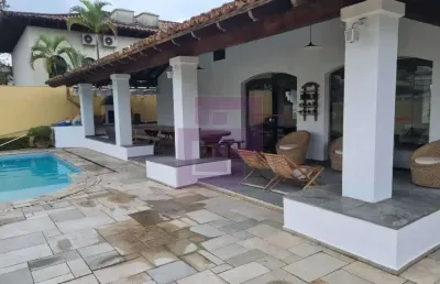 Sobrado à venda no bairro jardim virgínia em guarujá/sp