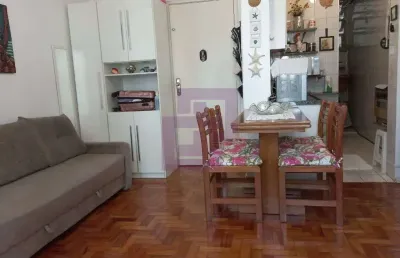 Kitnet / Stúdio à venda na Rua Mário Ribeiro, Pitangueiras, Guarujá