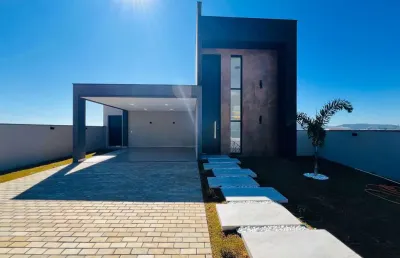 Imperdível: casa em condomínio à venda em bragança paulista-sp, 3 quartos, 3 suítes, 2 salas, 4 vagas de garagem, 190m².