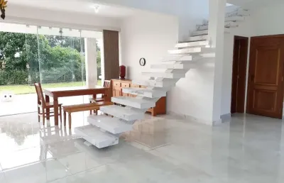 Casa á venda no condomínio campos do conde em bragança paulista/sp