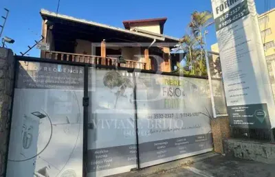 Excelente oportunidade de adquirir uma linda casa no jardim da cidade em betim.