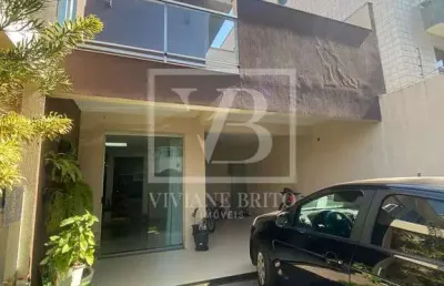 Belíssima  casa para venda no bairro brasileia, centro de betim.