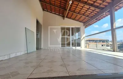 Casa para aluguel e venda,4 quartos sendo 1 suíte, banheiro, sala, cozinha, área de serviço, garagem