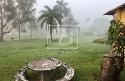 Sítio à venda 400m  com 5 quartos sendo 3 suítes, piscina, jardim, no bairro casa amarela em betim