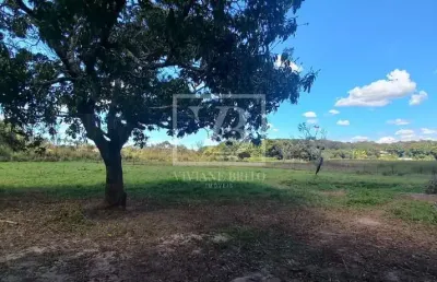 Sitio à venda, com casa 3 quartos no bairro tropeiros, esmeraldas - mg