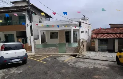 Alugo excelente casa em itapuã proximo a paralelar$3000