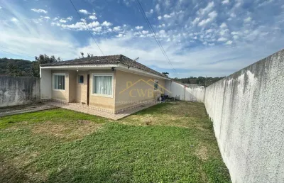 Casa com amplo terreno em piraquara | 3 quartos e 3 vagas!