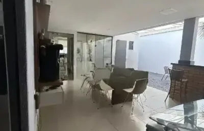 Casa com 3 quartos à venda no Novo Mundo, Uberlândia 