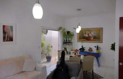 Casa com 4 quartos à venda na Rua Professora Helena R. de Campos, 158, Jardim Brasília, Mogi Mirim
