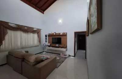 Casa com 3 quartos à venda na Avenida Vinte e Dois de Outubro, 1000, Jardim Murayama, Mogi Mirim
