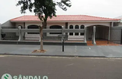 Casa com 4 quartos para alugar por r$ 2500.00, 0.00 m2 - vila morangueira - maringa/pr