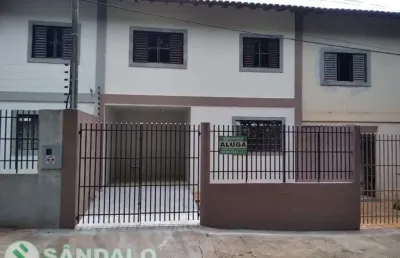 Sobrado com 3 quartos para alugar por r$ 1800.00, 99.00 m2 - jardim canada - maringa/pr