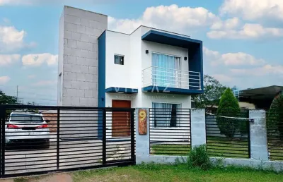 Sobrado com pátio amplo em palhocinha – garopaba/sc