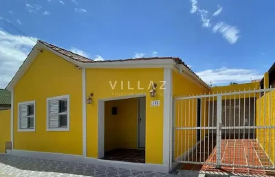 A casa amarela - centro histórico de garopaba – 100 metros da praia