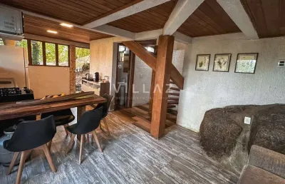 Casa na ferrugem com 2 suítes e vista para a natureza